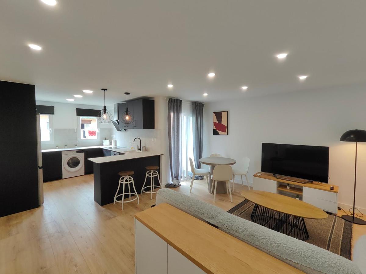 Fantastic Apartment Sant Adria Beach Sant Adria de Besos Exterior photo
